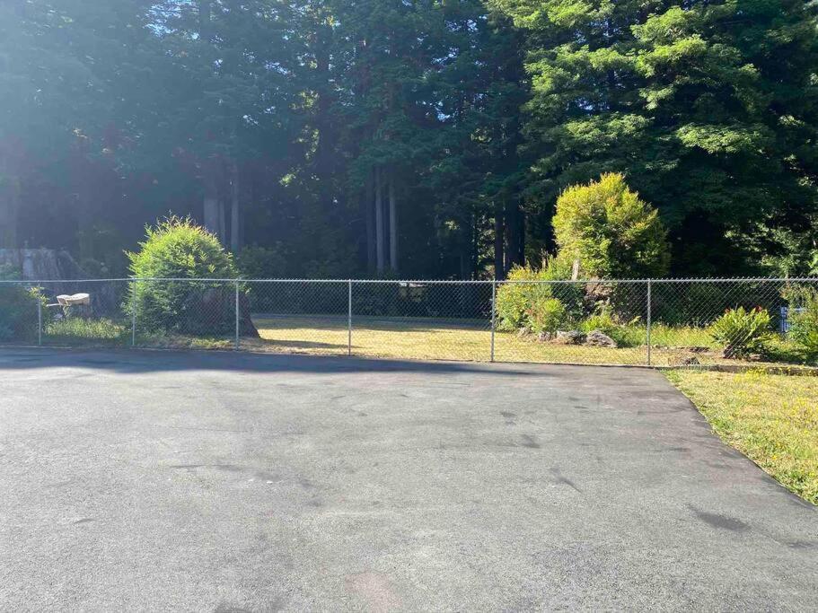 Get Away In The Redwoods Apartment Crescent City Bagian luar foto