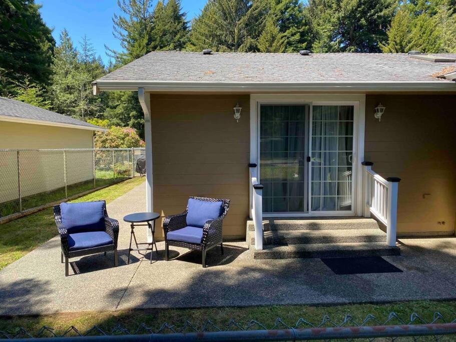 Get Away In The Redwoods Apartment Crescent City Bagian luar foto